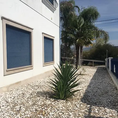 Quartos Deco Rum i privatbostad Pombal (Leiria)